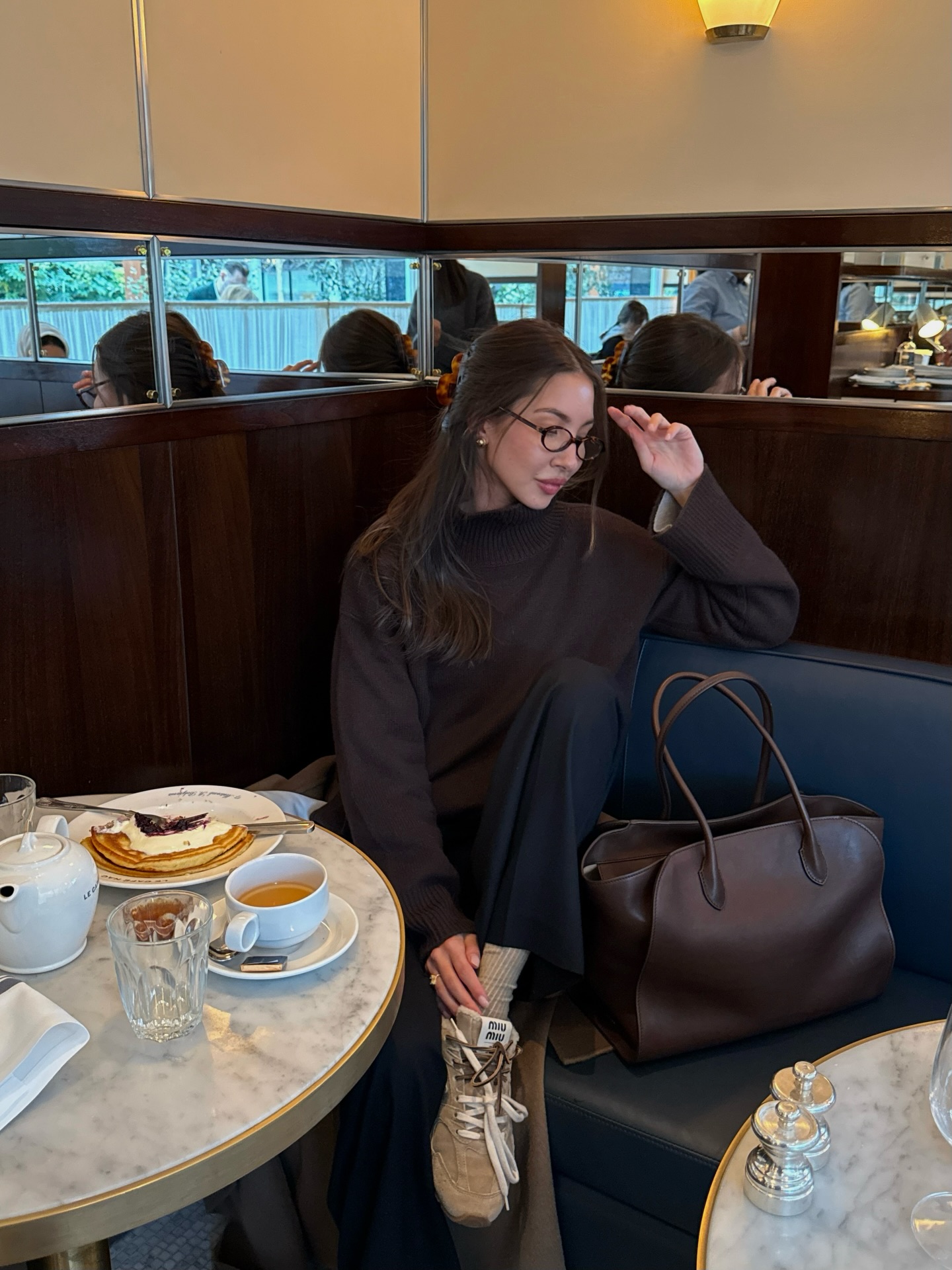 겨울엔 니트 빼면 시체야🙂‍↕️
가볍고 따뜻하고 예쁜 겨울 공식템✨ 이미지8