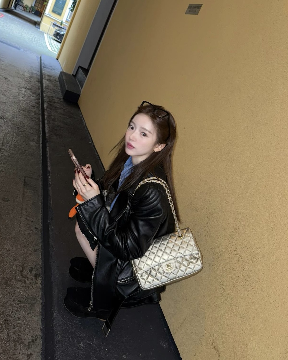 연말 준비? 네일부터 챙겨💘
단정하고 세련된 무드 원한다면, 원컬러 네일로 충분💅🪄 이미지2