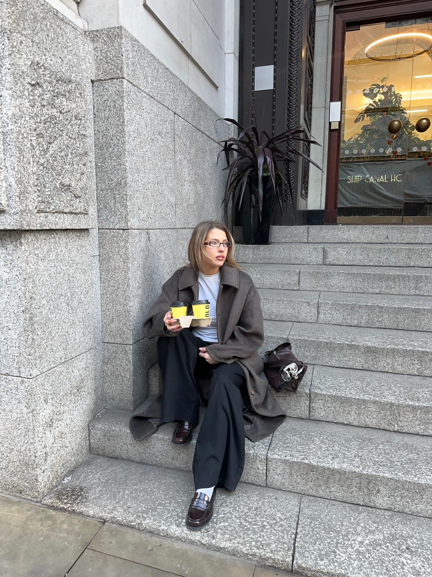 편한데 단정한 슬랙스가 딱 좋아🖤
슬랙스 입을 땐? 코트부터 패딩까지🧚🏻👀상의 걱정 없이 입어보자 이미지8