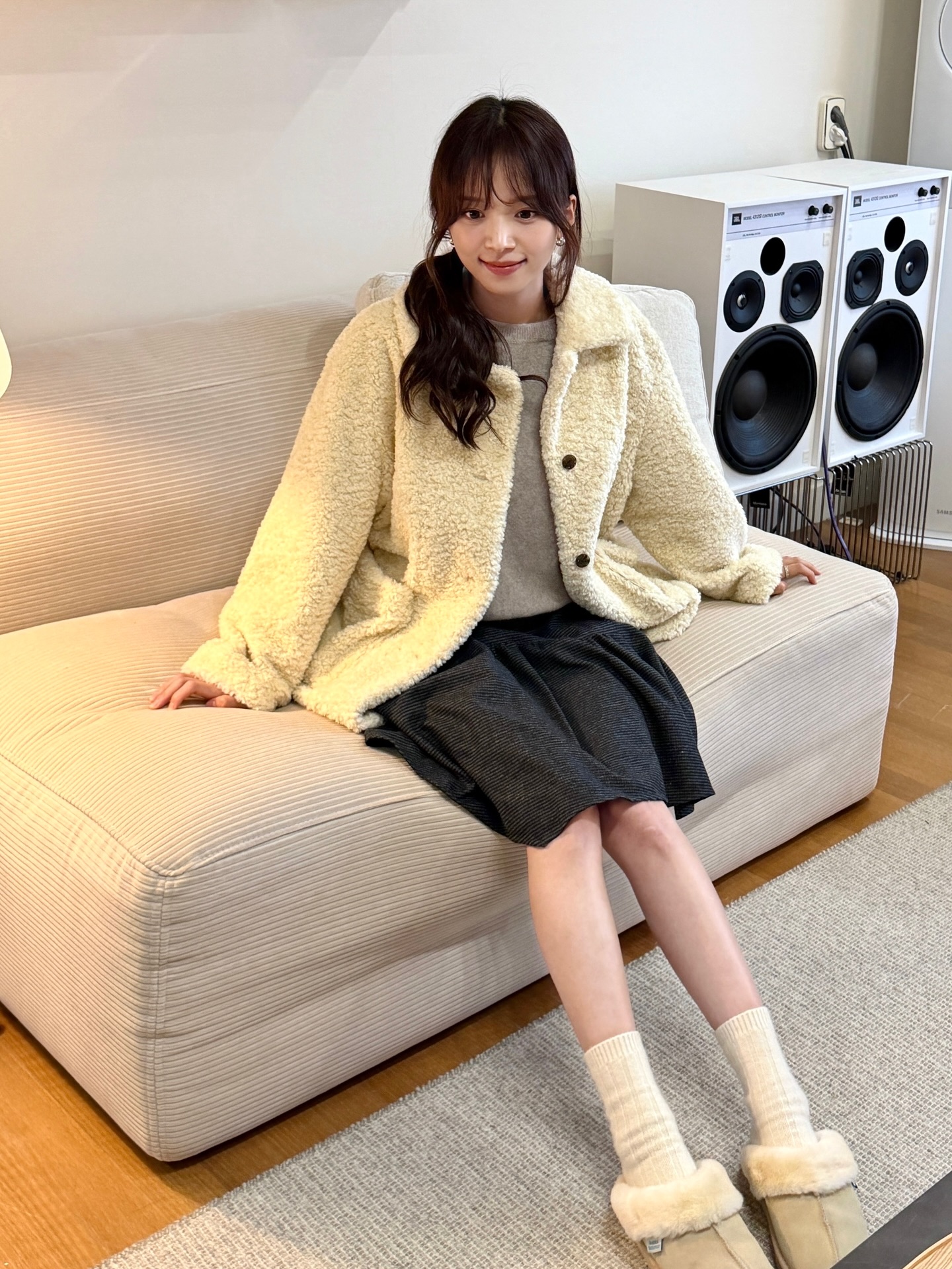 또 손이가는 중독적인 뽀글이 코트🐑
꾸안꾸인데 존재감 확실한, 뽀글이 코트 소장해야 할 이유...🩶🫧 이미지5