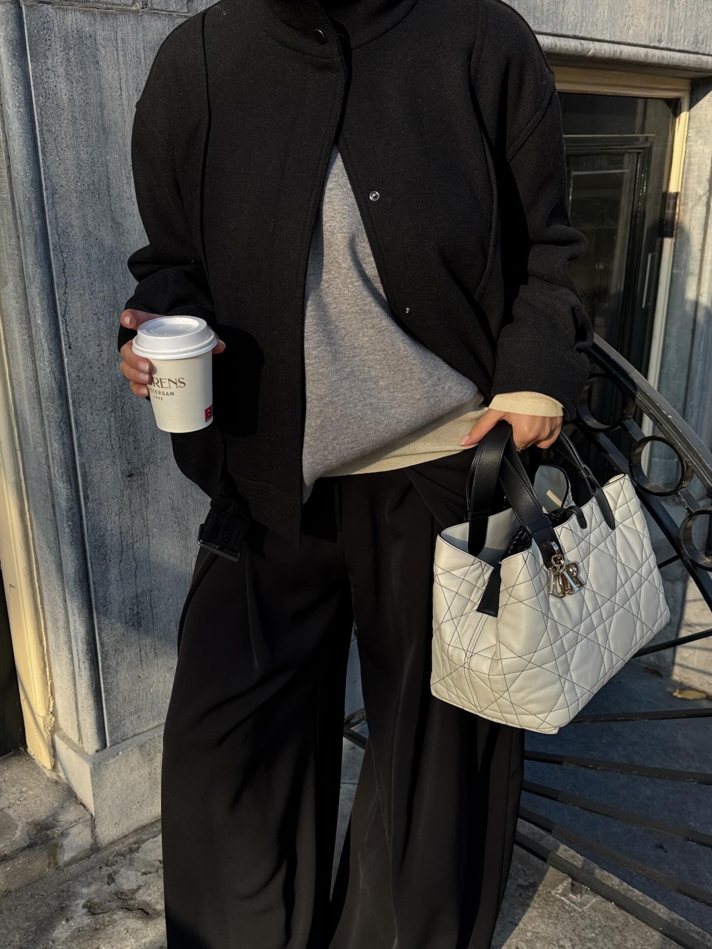 편한데 단정한 슬랙스가 딱 좋아🖤
슬랙스 입을 땐? 코트부터 패딩까지🧚🏻👀상의 걱정 없이 입어보자 이미지2