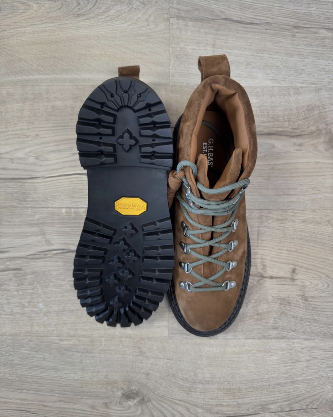 GH바스 부츠의 투박한 멋🥾 이미지5