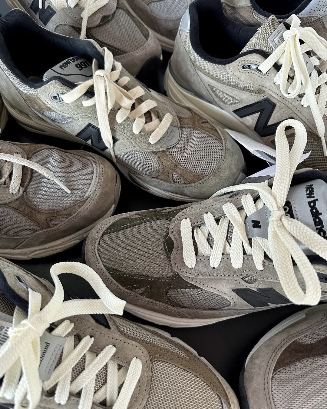 다시 뭉친 jjj자운드 x 뉴발990v4👟 이미지3