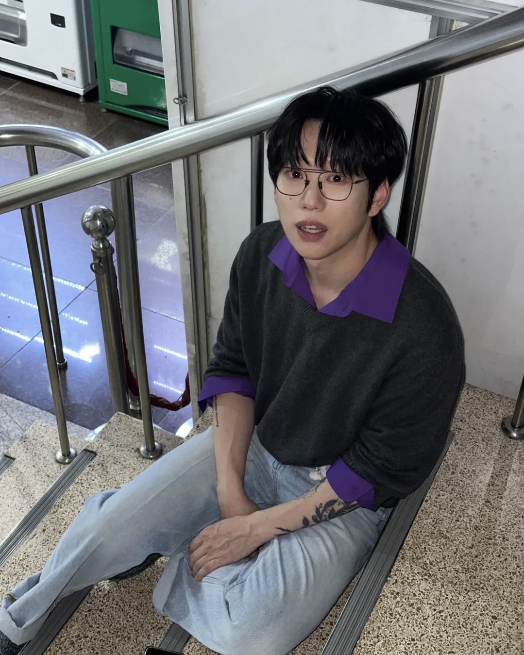 브이넥니트와 셔츠는 단짝🤝 이미지6