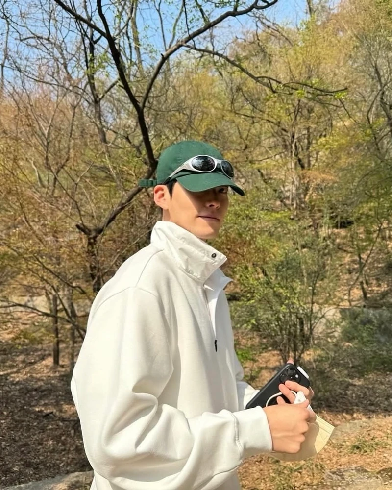 요즘은 하프집업🤐 이미지1