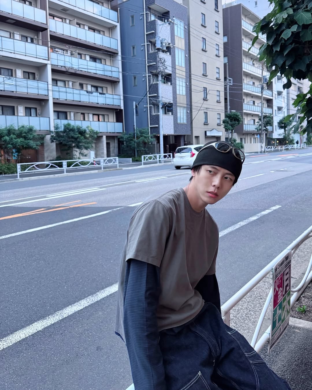 꾸안꾸엔 검정 비니인듯🐧 이미지6