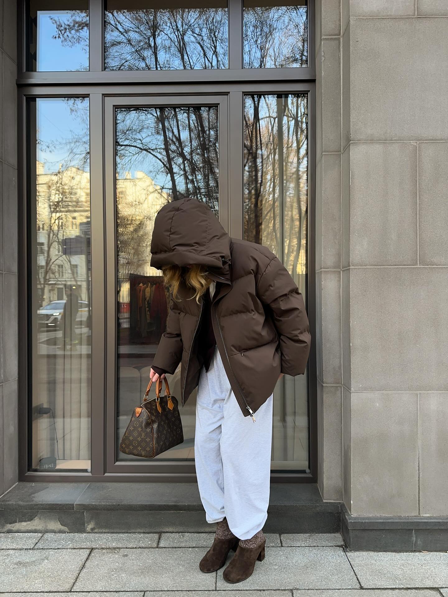 미리미리 준비해야 할 숏 패딩☑️
숏 패딩 취향이 헷갈린다면 컬러별 코디로 한 번에 비교해봐👀🔍 이미지4