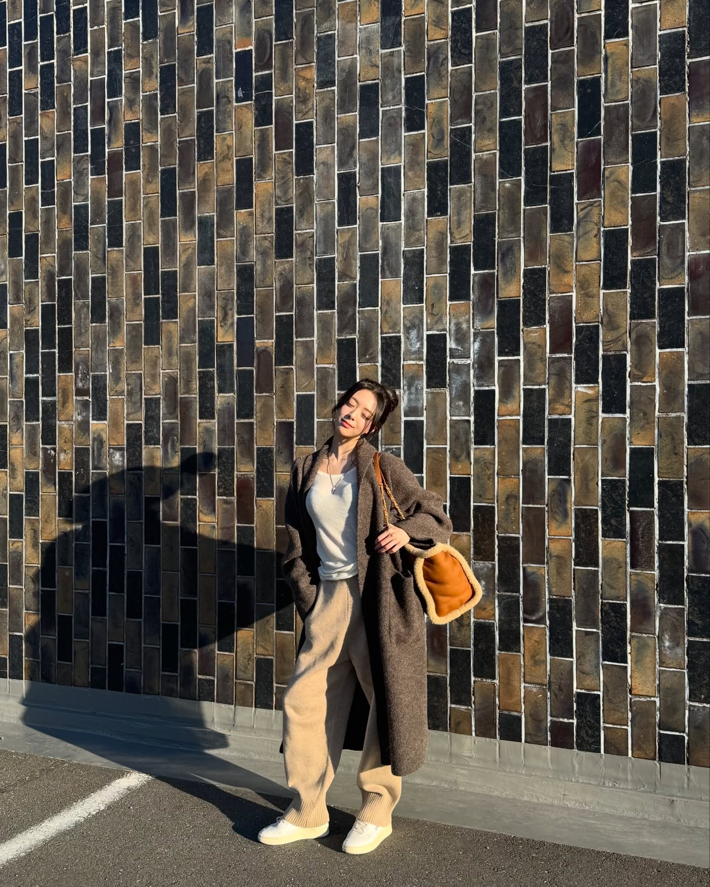 옷장 열면 제일 손이 가는 코트🩶
캐주얼부터 출근룩까지 활용도 확실한 그레이 코트🐰🪄 이미지5