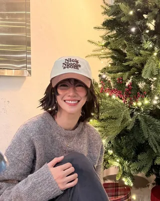 겨울 데일리템 1순위❄️ 무지 니트
베이직하고 깔끔한 무지 니트는 가장 쉬운 겨울 코디야🧶❣️ 이미지