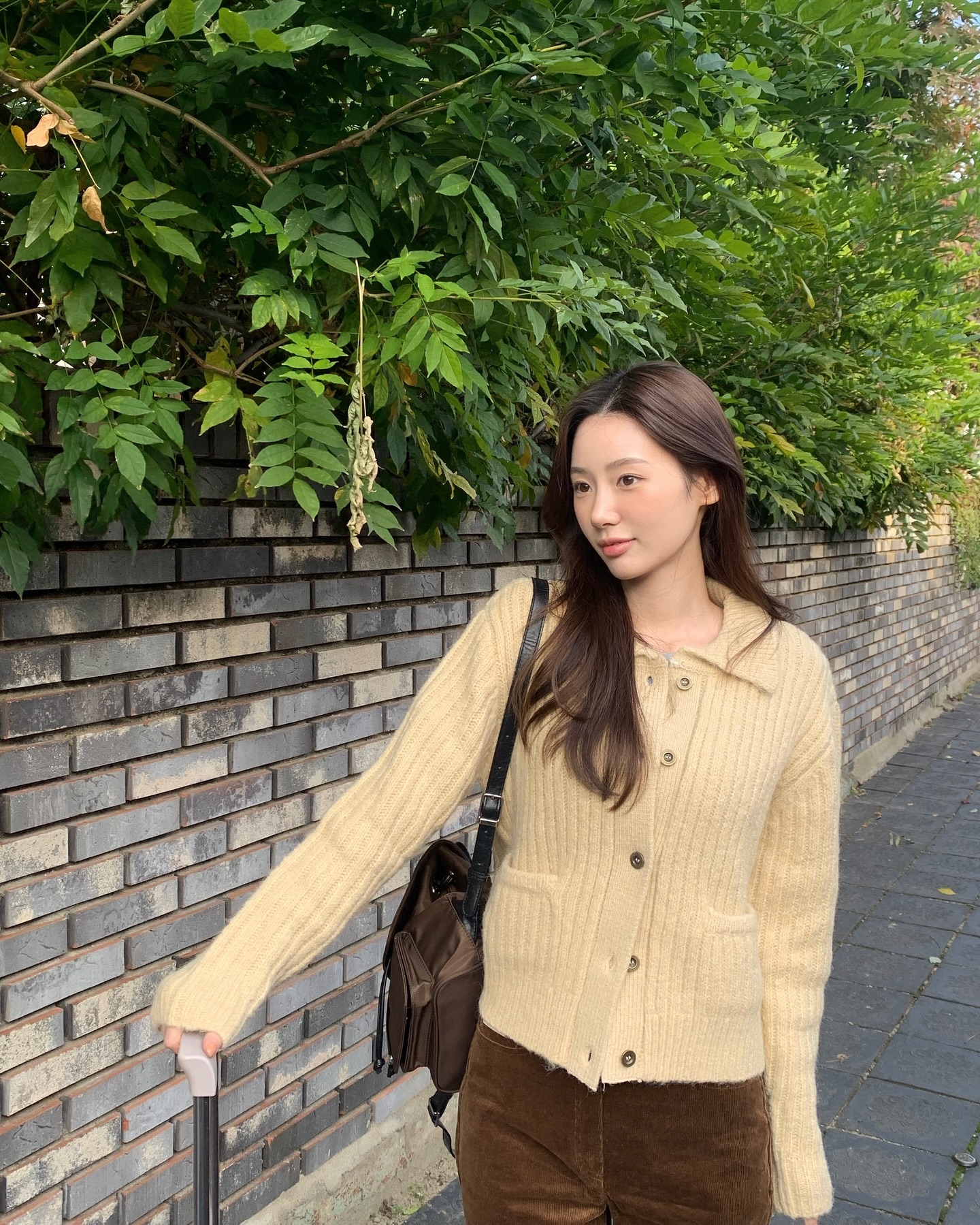 26년까지 두고두고 활용할 가디건💛
이너 안 가디건 코디는 평생 써먹을 수 있는 스타일 공식이야☑️💡 이미지4