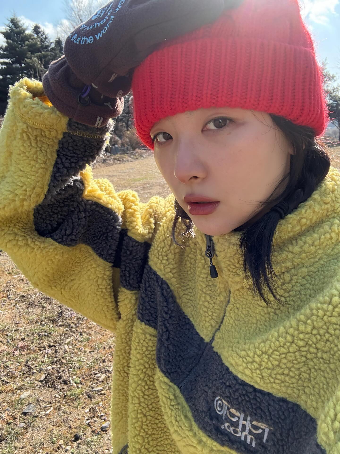 플리스로 편안한데 귀여움 가득🐻
포근하고 볼륨감 넘치게🤍🩶집업부터 반집업까지 골라봐요 이미지2