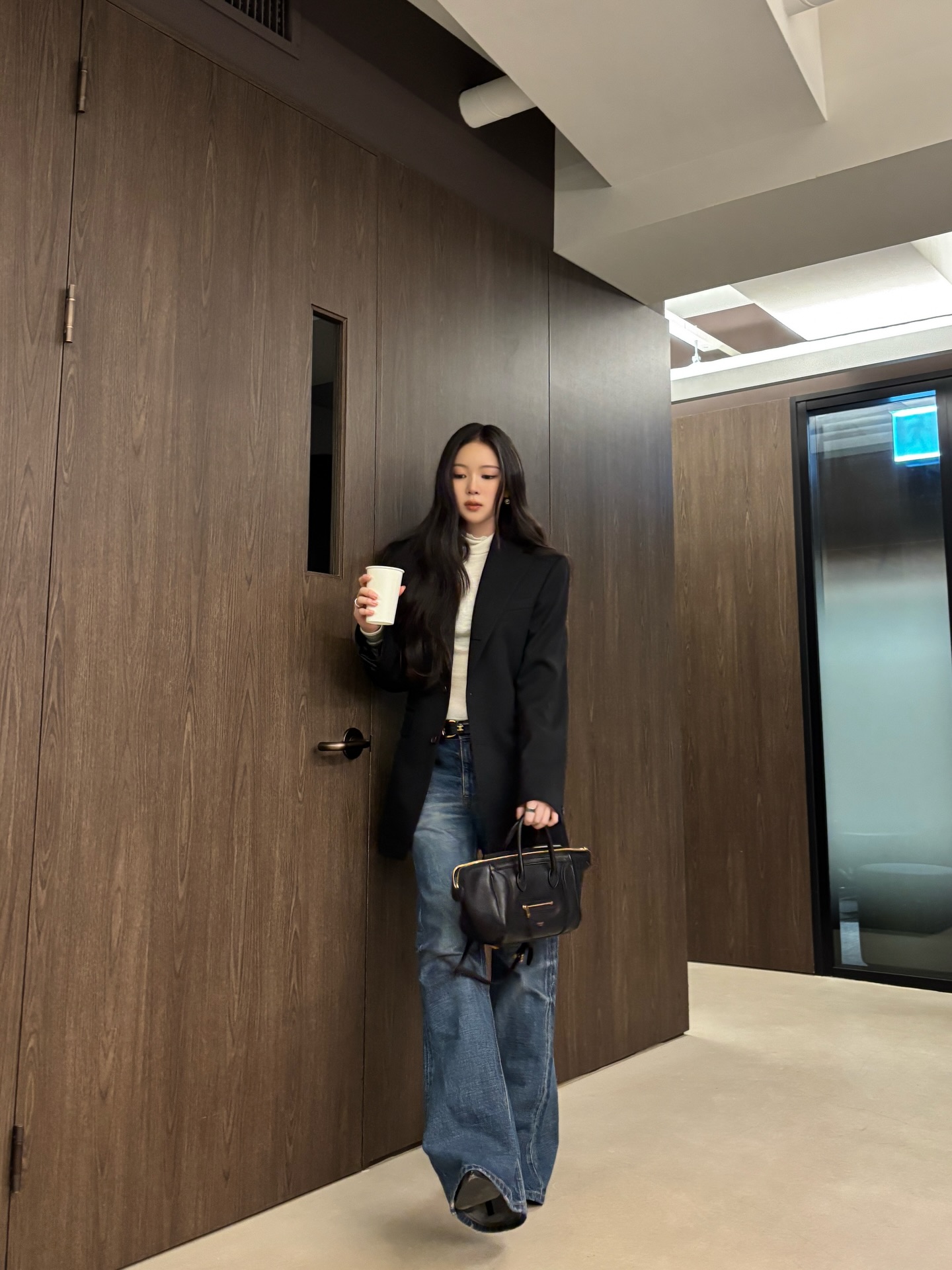 믿고 드는 셀린느 러기지백🖤
매일 들어도 질리지 않는 만능 데일리 백✨🪄 이미지7