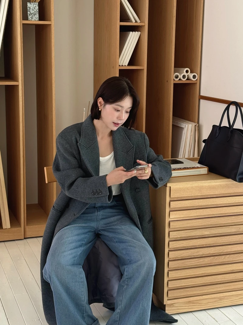 겨울룩의 중심은 항상 데님이야💡
캐주얼룩부터 모던룩까지 즐길 수 있는 데님은 늘 옳아💙🩵 이미지7