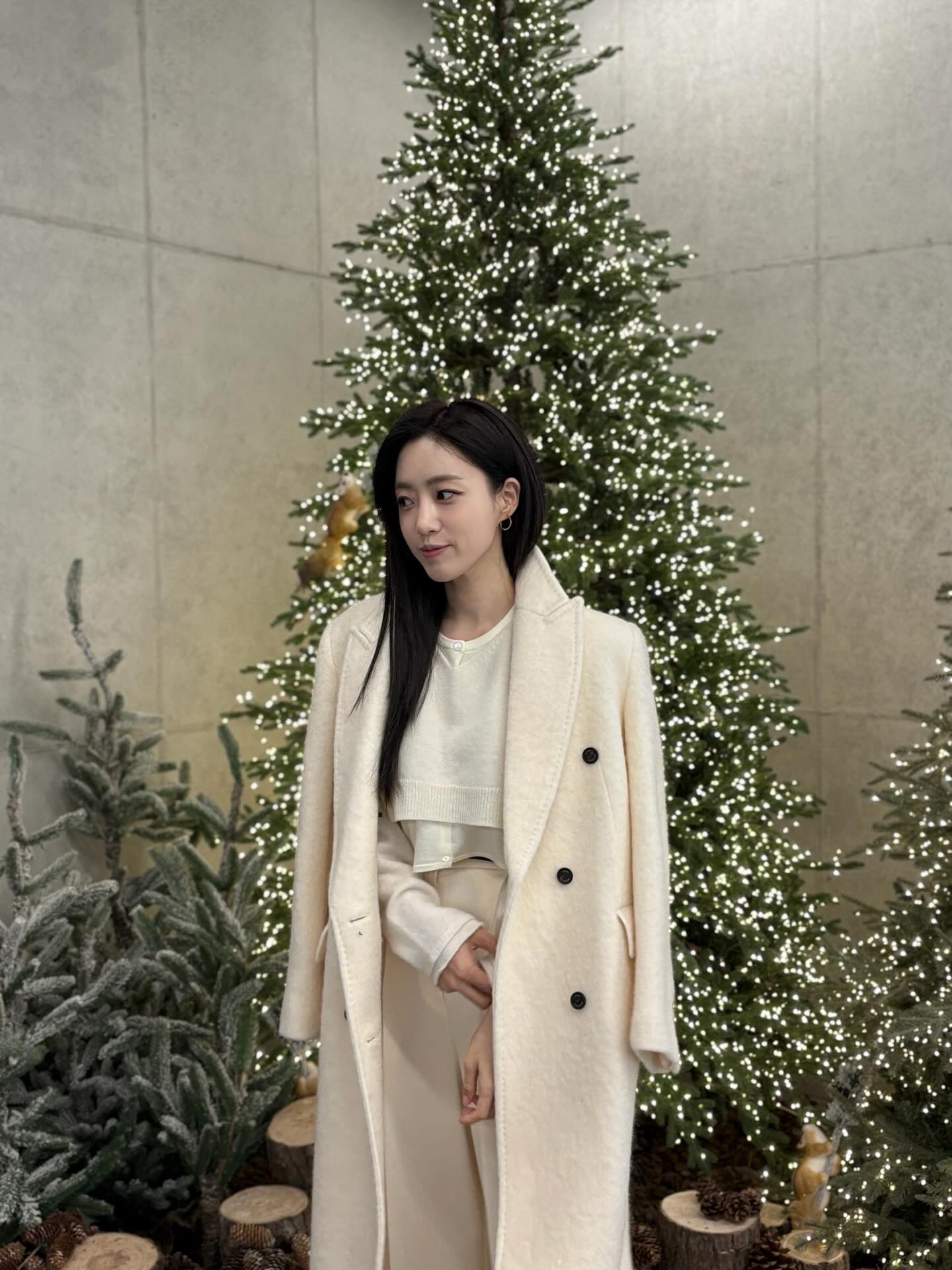 겨울 코트 선택지 늘리기🧥
다양한 선택지로 겨울 무드 바꿔보세요🧣💡 이미지7