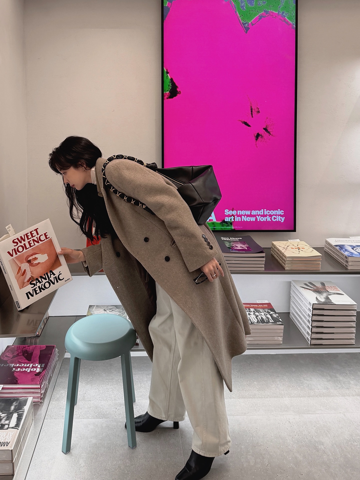 겨울 코트 선택지 늘리기🧥
다양한 선택지로 겨울 무드 바꿔보세요🧣💡 이미지1