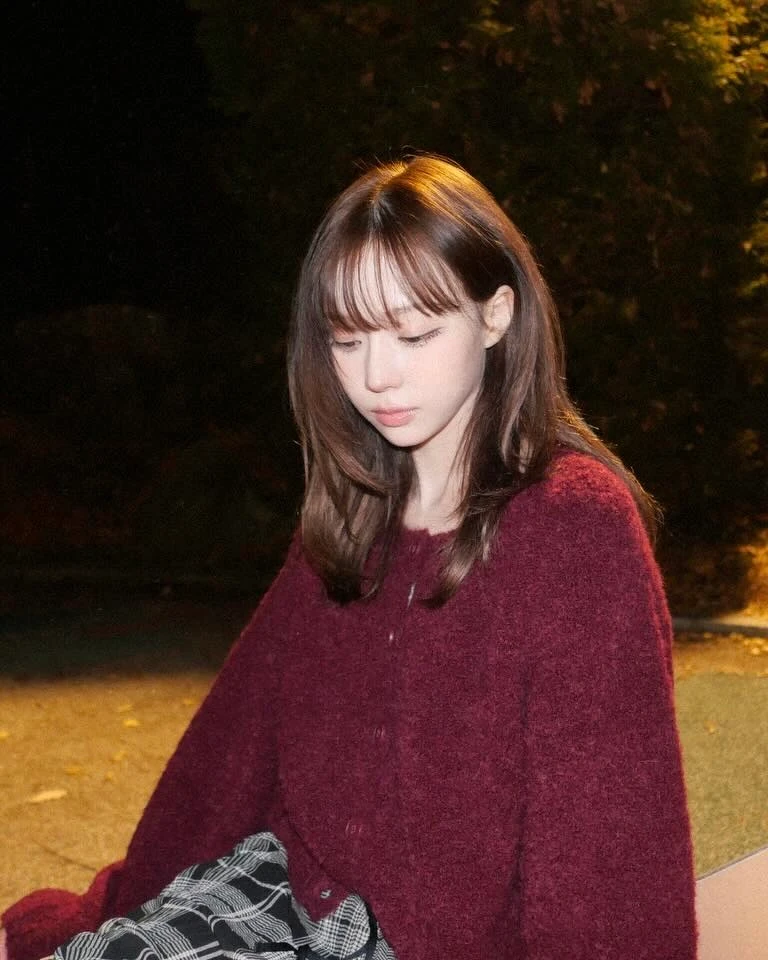 겨울 레이어드 숨은 치트키 가디건❣️
스커트나 원피스에 더해주면 주말 데일트룩 완성이야🧚🏻💫 이미지4