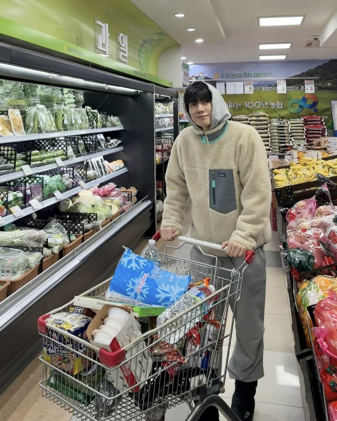 회색 조거팬츠의 편안함📠 이미지1