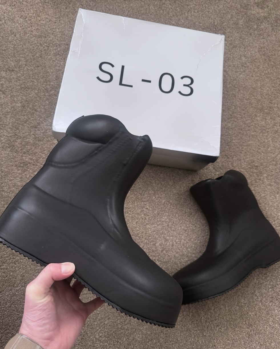 속속 도착하는 이지 SL-03🦅 이미지