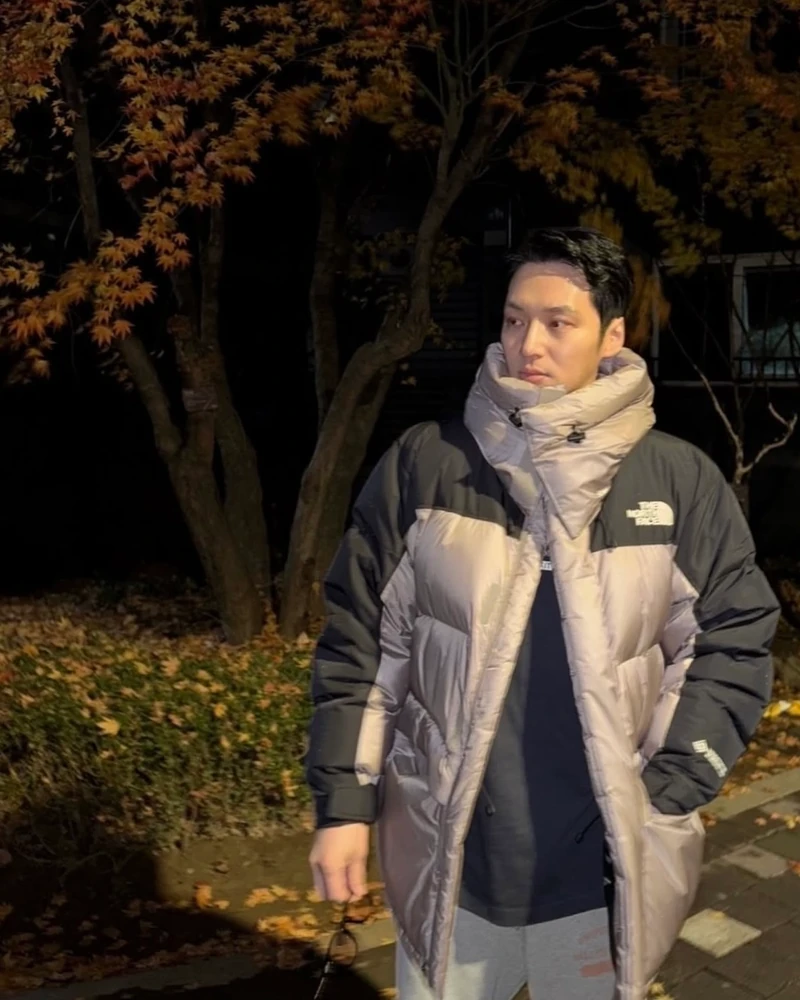 빵빵한 후드 패딩으로 겨울 버텨⛄️ 이미지1