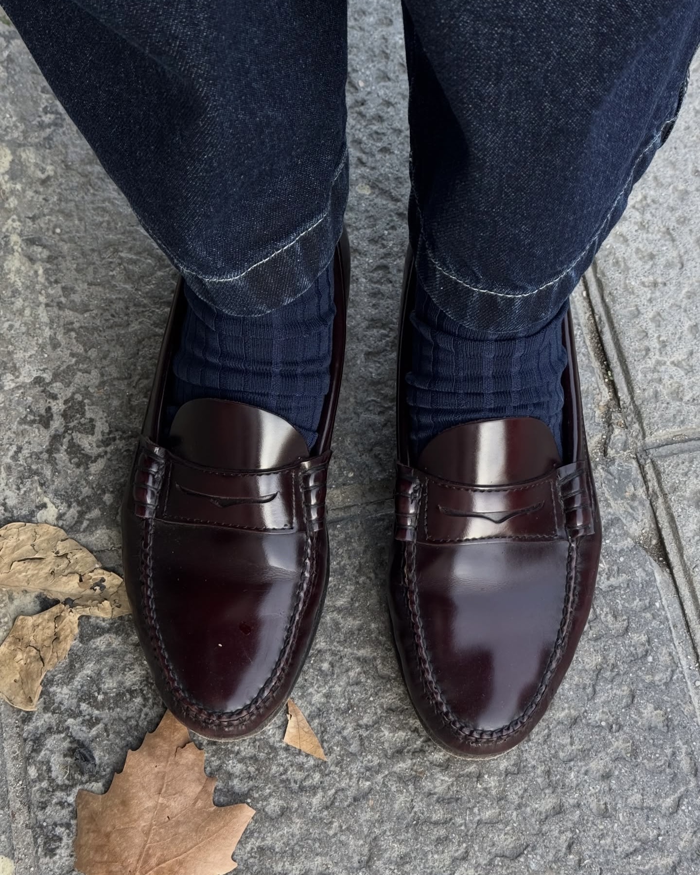 이제 이 조합 나올 때💡
로퍼에 양말 조합🧦👞 알아두면 활용하기 좋아요 이미지8