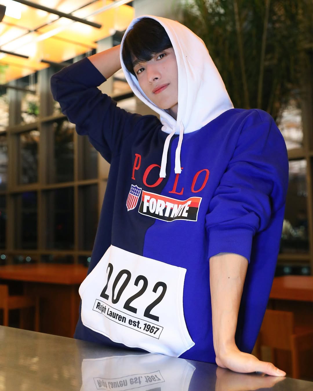 맑은 하늘엔 블루 스웻으로✈️ 이미지5