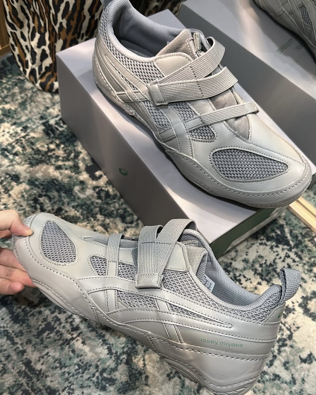 이세이 미야케 풋 x 아식스🦶🏻 이미지5