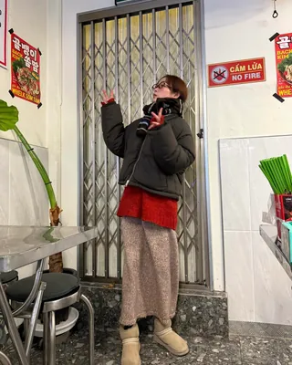 겨울에도 스커트 못 잃어😔
부드럽고 신축성 있는 맥시한 니트 스커트로 즐겨봐🤎❄️ 이미지