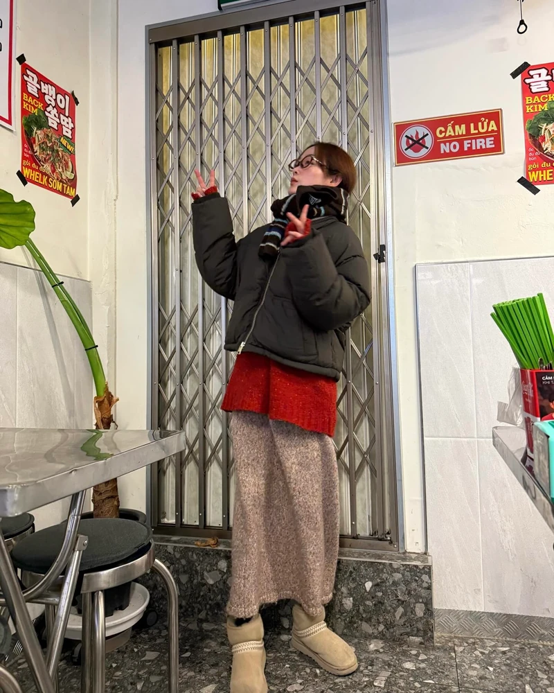 겨울에도 스커트 못 잃어😔
부드럽고 신축성 있는 맥시한 니트 스커트로 즐겨봐🤎❄️ 이미지1