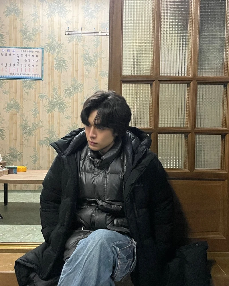추워도 손 가는 연청👖 이미지4