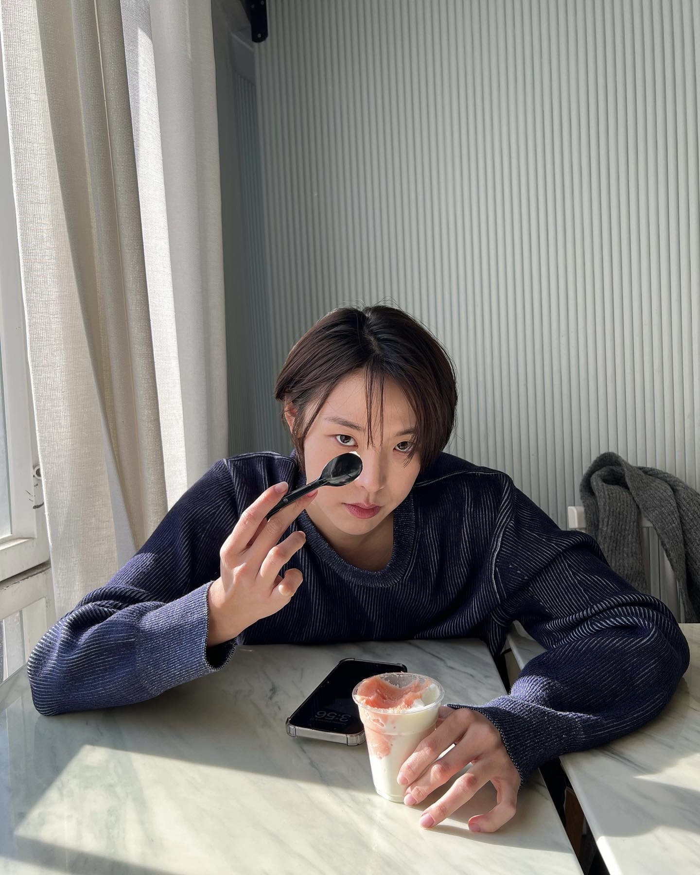 미나도리 무한매력 모드 ON💡
솔로지옥 때와는 또 다른 숏컷으로 반전 매력 발산😳💖 이미지2