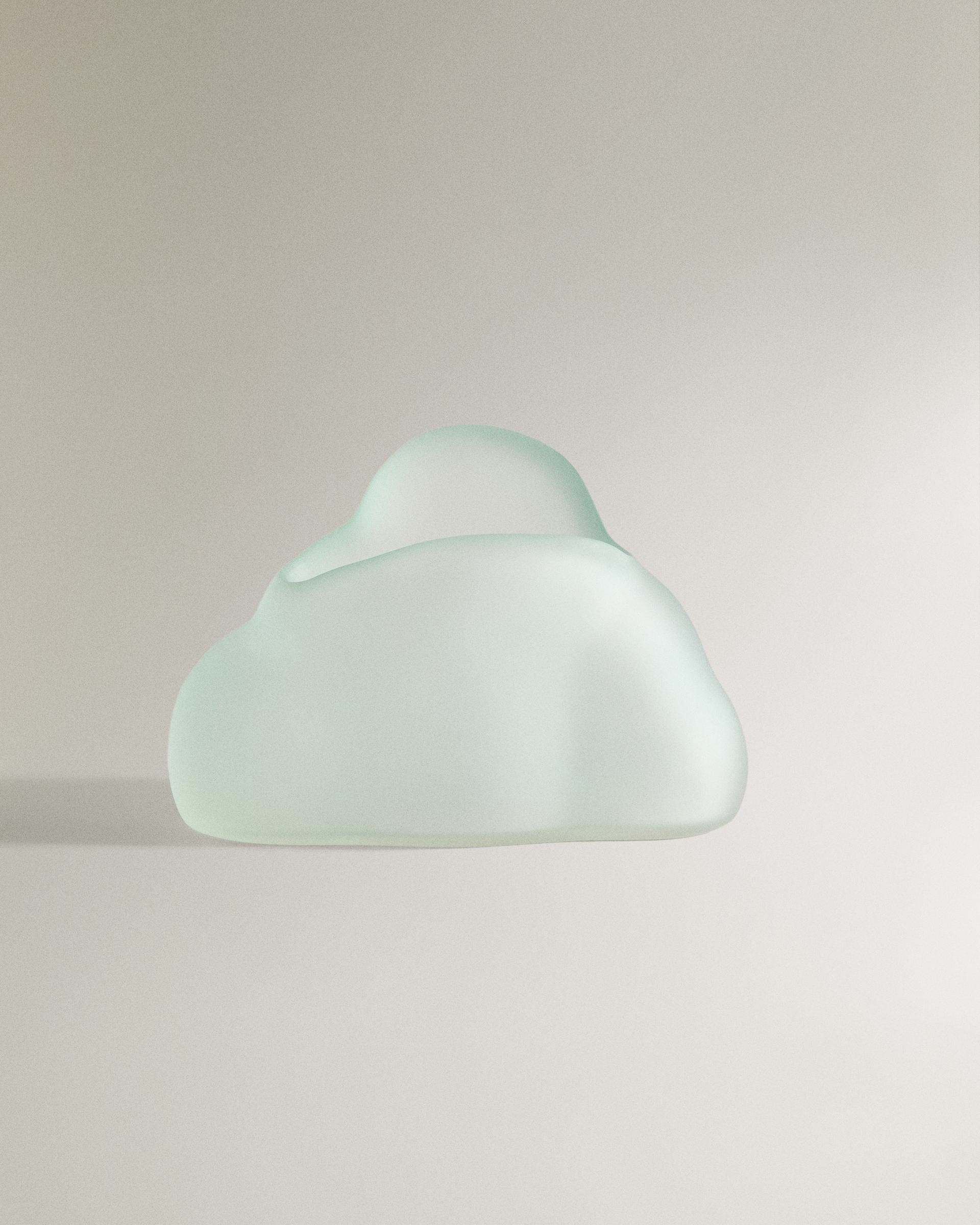 오브제 하나로 공간이 달라져☁️
취향 저격 자라홈 추천템 모아보기🏡🤍
자라홈에서 나온 소품들, 집 꾸미기 좋아하는 사람이라면 그냥 지나치기 힘들죠. 구름이나 별 모양에 은은한 컬러를 더해 오브제처럼 두기 좋고, 조명이나 데코 아이템까지 전부 공간 분위기를 살려주는 디자인이 눈에 띄는데요. 미니멀한 인테리어를 좋아하는 사람들에게 특히 잘 어울립니다.
자라홈은 비교적 부담 없는 가격대라 자취방 꾸미기를 시작한 사람들에게도 추천할 만합니다. 큰 가구 없이도 소품 몇 개만으로 분위기 전환하기 좋으니, 자라홈 아이템을 참고해보세요. 이미지5