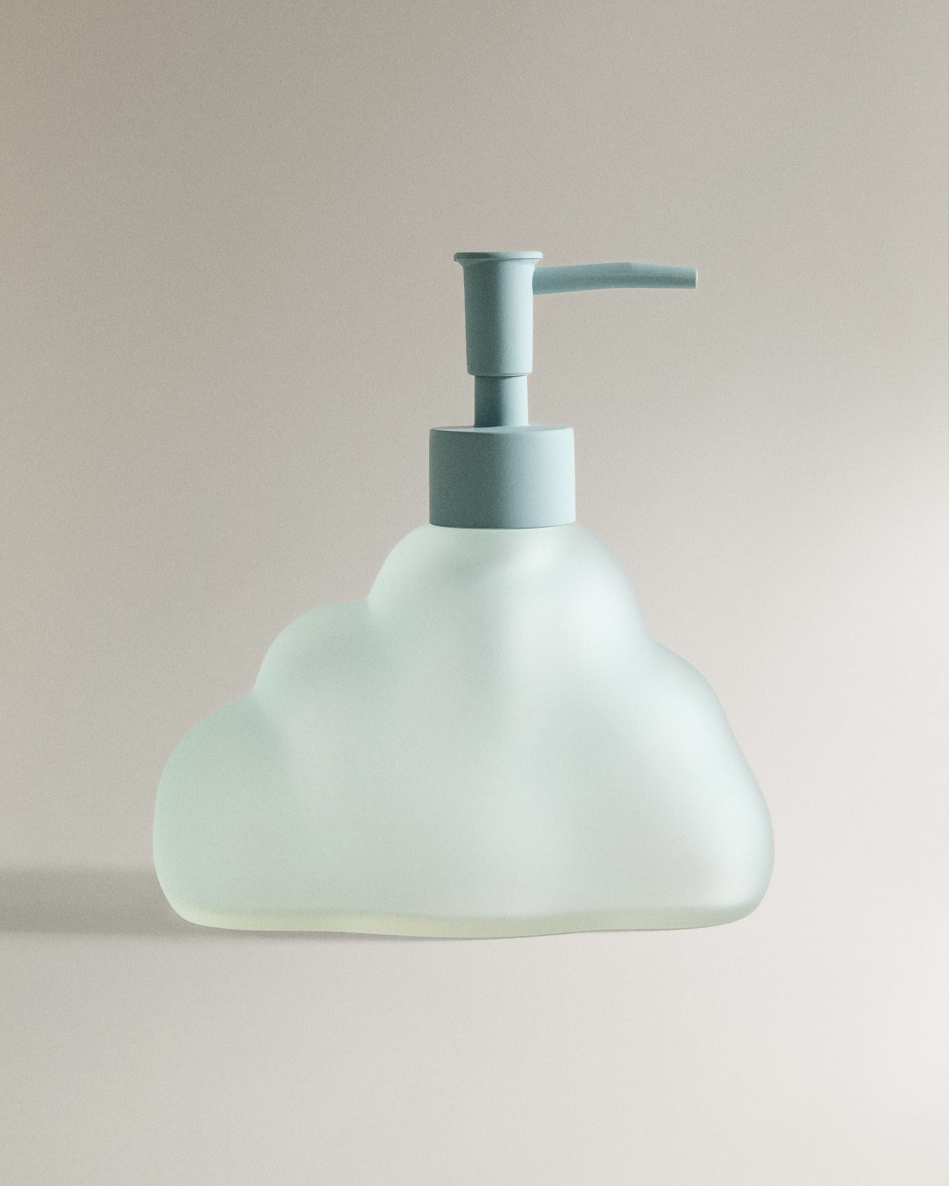 오브제 하나로 공간이 달라져☁️
취향 저격 자라홈 추천템 모아보기🏡🤍
자라홈에서 나온 소품들, 집 꾸미기 좋아하는 사람이라면 그냥 지나치기 힘들죠. 구름이나 별 모양에 은은한 컬러를 더해 오브제처럼 두기 좋고, 조명이나 데코 아이템까지 전부 공간 분위기를 살려주는 디자인이 눈에 띄는데요. 미니멀한 인테리어를 좋아하는 사람들에게 특히 잘 어울립니다.
자라홈은 비교적 부담 없는 가격대라 자취방 꾸미기를 시작한 사람들에게도 추천할 만합니다. 큰 가구 없이도 소품 몇 개만으로 분위기 전환하기 좋으니, 자라홈 아이템을 참고해보세요. 이미지7