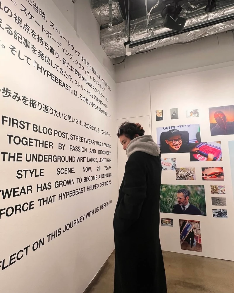 코트에 후드로 버틸 때🌪️ 이미지6