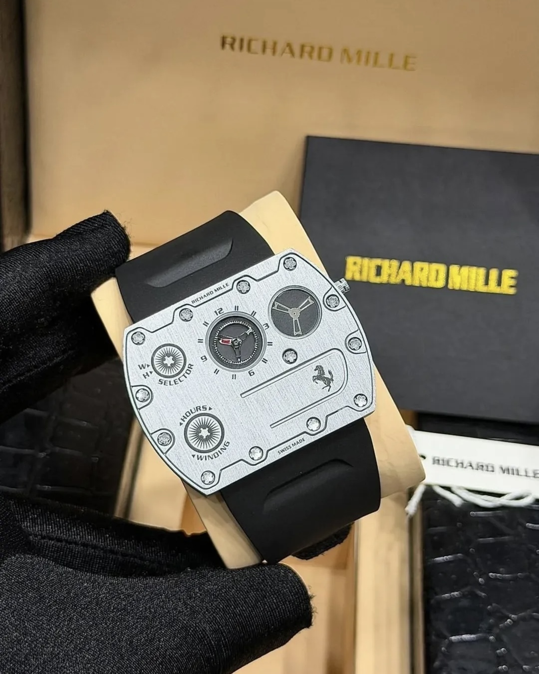 엄청 얇은 리차드 밀 x 페라리🐎 이미지9