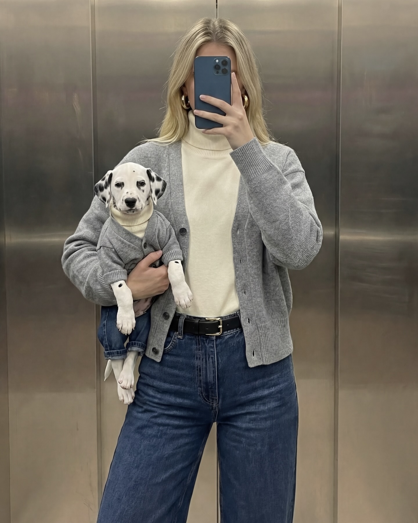 오늘 OOTD는 펫과 찰떡 매치💘
때론 귀엽게, 때론 시크하게🐾😉똑 닮은 시밀러룩 완성해 보자 이미지2