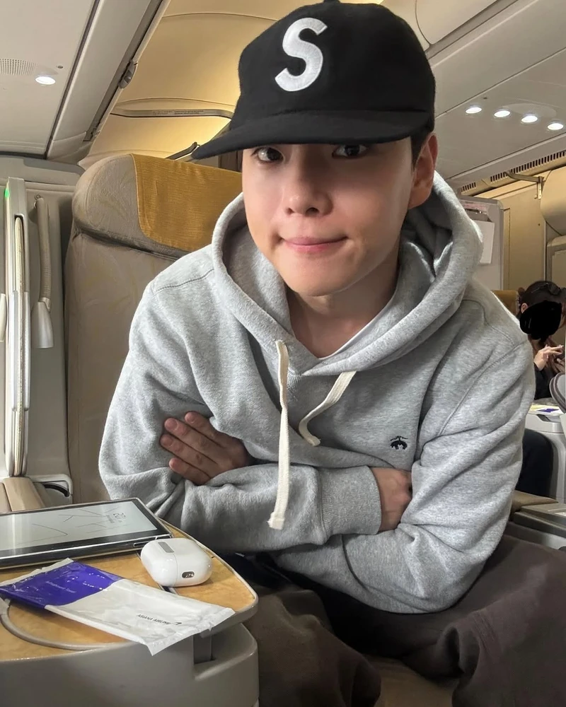 무심하게 쓰는 슈프림 s로고 캡🧢 이미지2