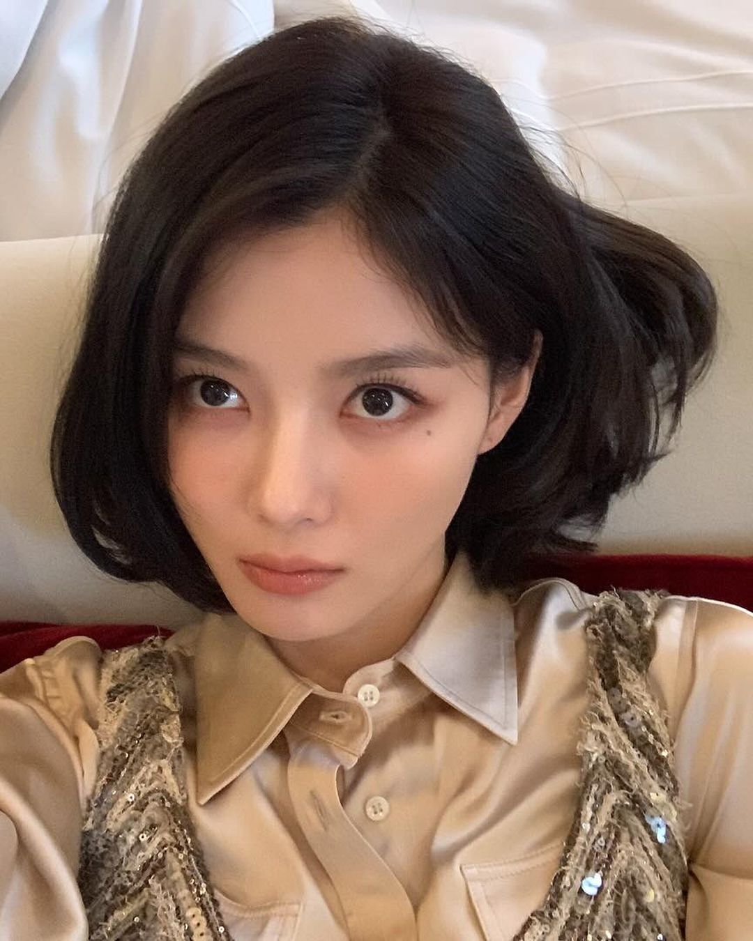 김유정, 단발미 뽑내는 미모💖
브루넬로 쿠치넬리 2026 FW 프리젠테이션을 위해 떠난 밀라노에서의 순간🇮🇹 이미지2