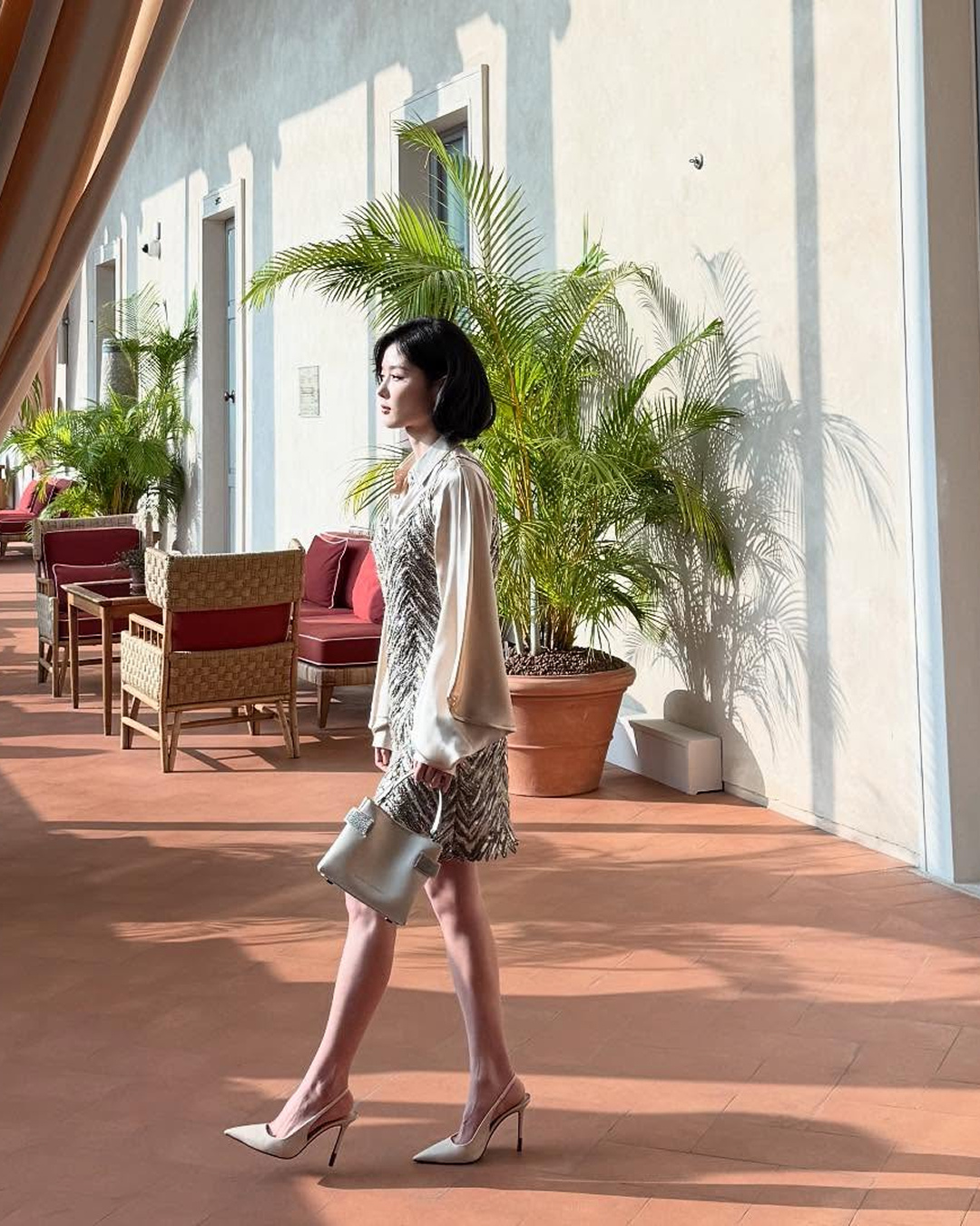 김유정, 단발미 뽑내는 미모💖
브루넬로 쿠치넬리 2026 FW 프리젠테이션을 위해 떠난 밀라노에서의 순간🇮🇹 이미지7