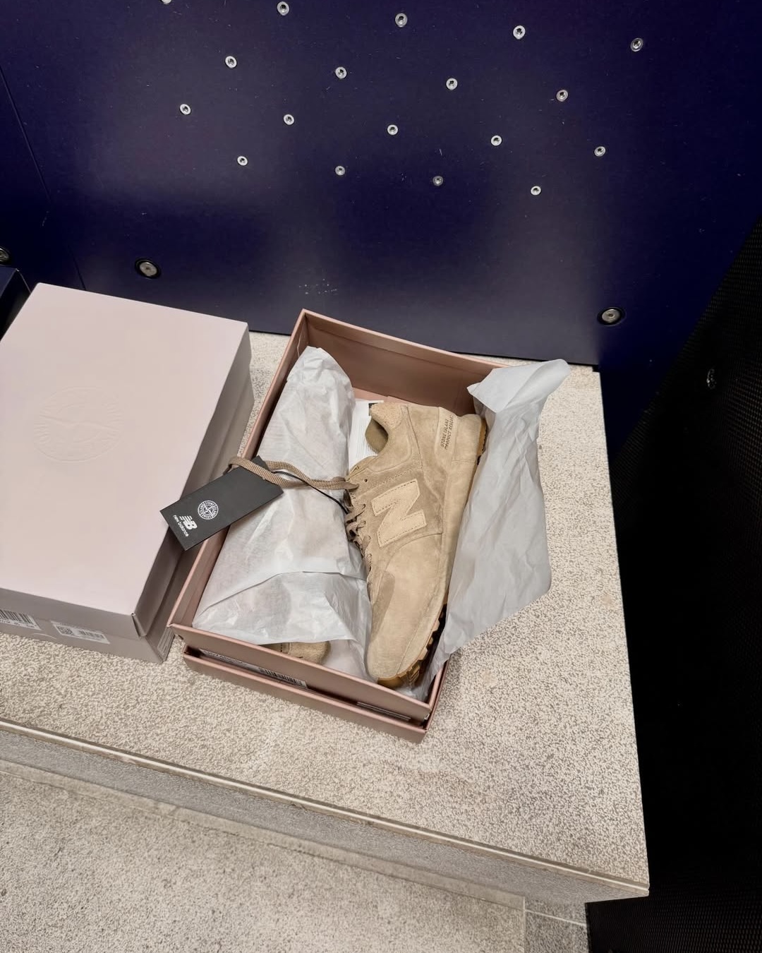 뉴발574 x 스톤 고스트팩👻 이미지5