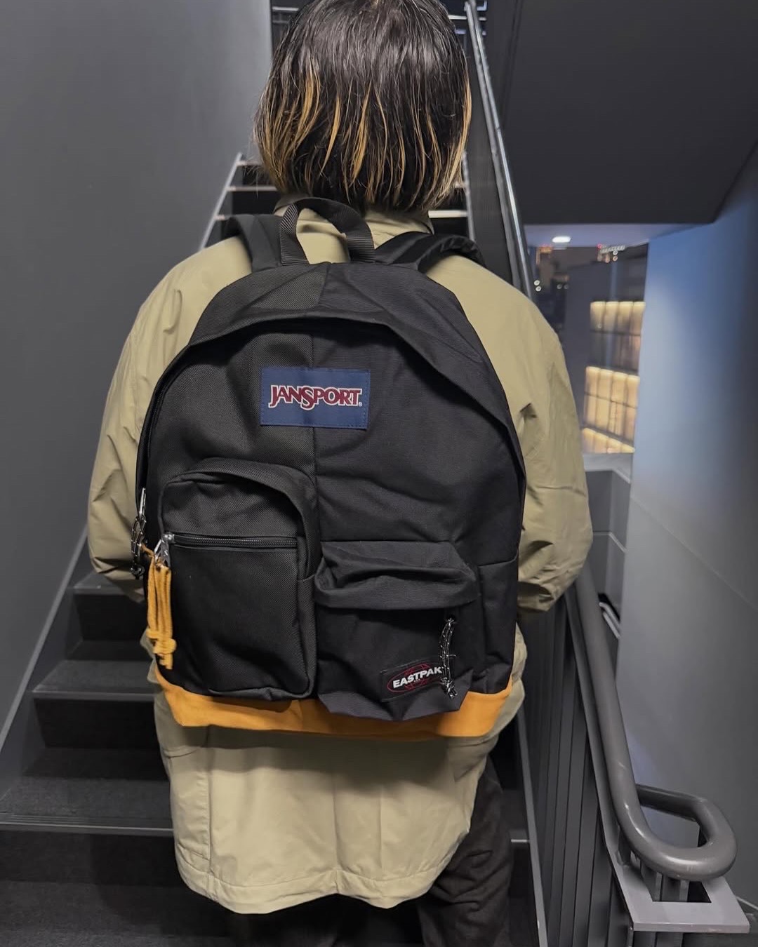 내일 출시되는🤯말도 안되는 콜라보
잔스포츠 x 이스트팩 x 빔스, 실물 공유🇰🇷태극기 와펜 추가 아세요? 이미지2