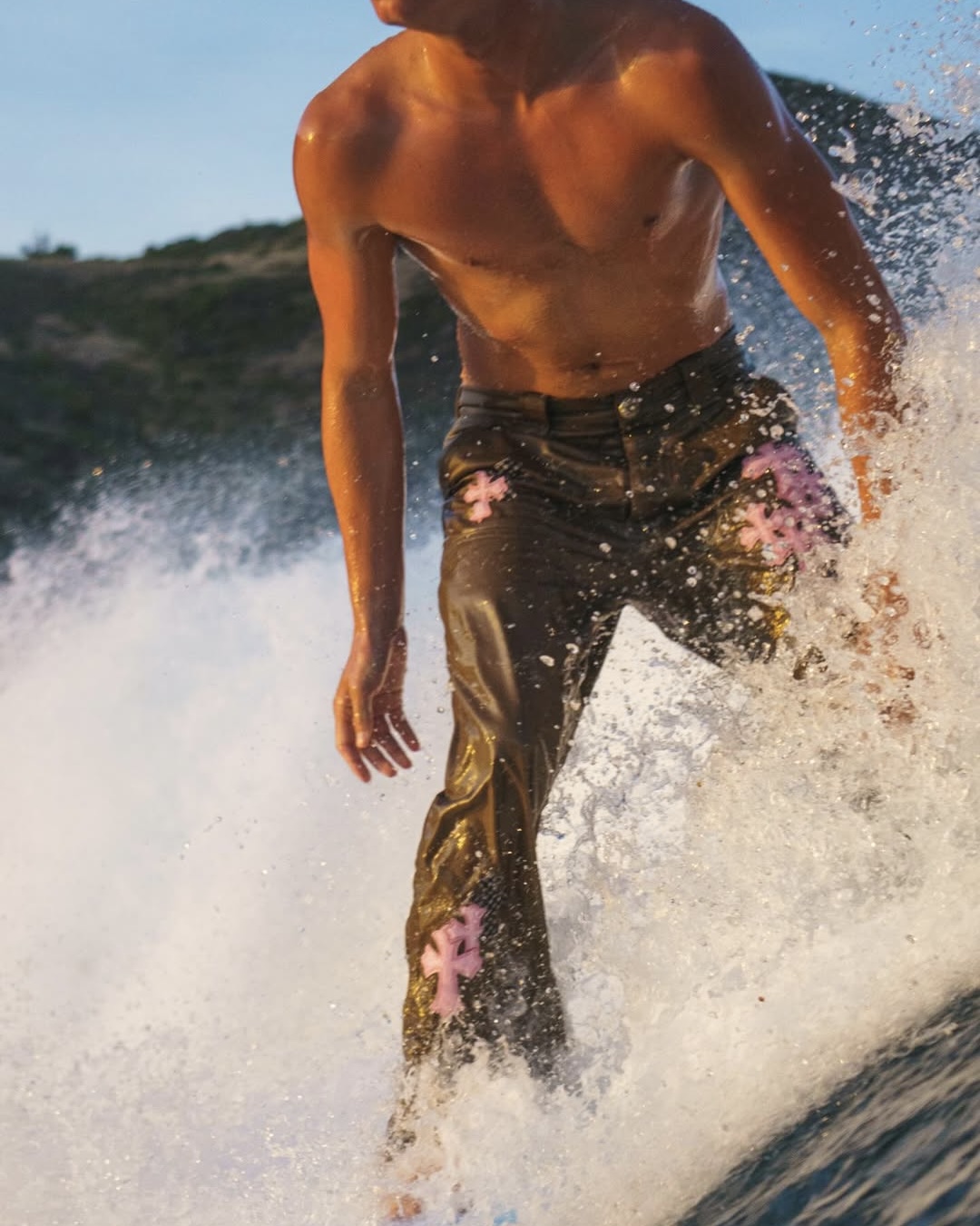 크롬하츠로 서핑 즐기기🏄🌊 이미지2