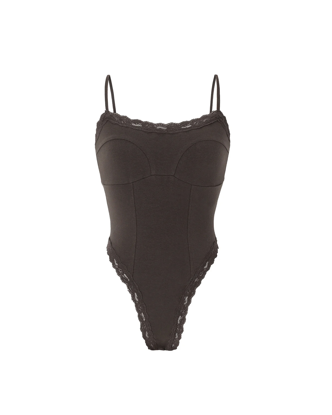 요즘 가장 핫한 매운맛 패션😎
바디수트로 좀 더 과감하고 힙하게 분위기 바꿔봐🎶🖤

지금 가장 핫한 바디수트 3가지, 정리해 봤어요.

1. 쓰리타임즈 에벌런 레이스 탑, 6만 원대
윈터가 휴양지에서 입은 바디수트는 레이스 트리밍과 스쿠프 네크라인으로 여성스러운 무드를 강조한 아이템입니다. 여기에 같은 톤의 스트라이프 팬츠를 매치해 톤온톤 느낌의 편안하면서도 세련된 리조트 룩을 완성했습니다.

2. 더 포르타 로고 바디수트, 8만 원대
혜리가 착용한 타이트한 핏의 심플한 바디수트로, 브랜드 로고 디테일이 포인트입니다. 스판덱스 소재로 신축성이 좋고, 하단 스냅 버튼 클로징으로 착용감도 편안합니다. 로우 라이즈 카모 팬츠와 매치해 Y2K 스트릿 룩을 연출했습니다.

3. 스킴스 쏭 바디수트, 10만 원대
우와가 입은 바디수트는 부드럽고 신축성이 뛰어난 엘라스테인 혼방 소재로 몸매를 자연스럽게 보정해 주죠. 더블 스쿱넥과 끈 팬티 스타일 뒷면으로 이너로 입어도 티 나지 않아 편안합니다. 트레이닝 팬츠와 매치하면 캐주얼한 룩에 포인트 줄 수 있습니다. 이미지4