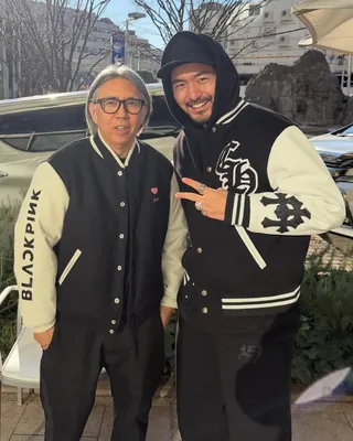 차 한 대 값 크롬 이글 바시티🦅 이미지