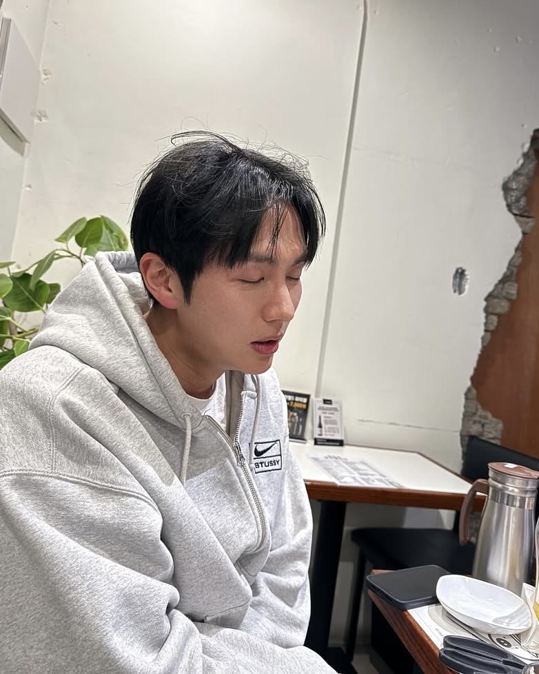 회색 후드집업은 만능⚓️ 이미지7