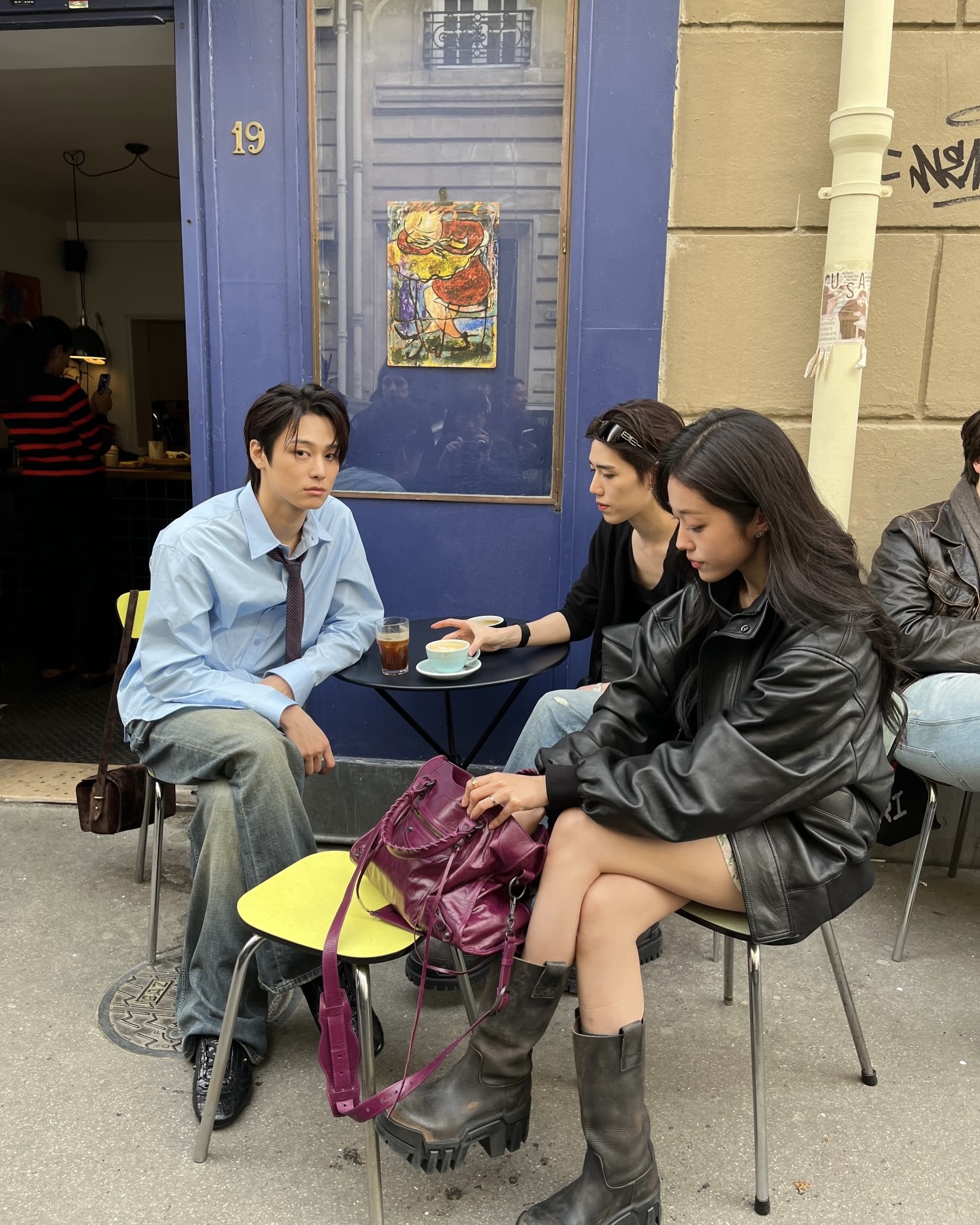 간절기엔 역시 레더자켓이지🖤
심플한 코디에도 포인트 되는 봄 필수 아우터☕️✨ 이미지2