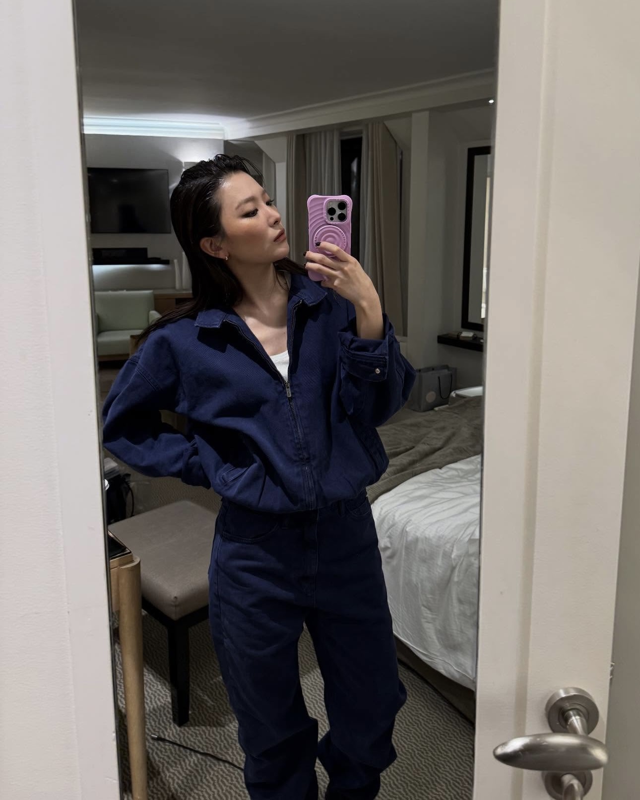 슬기 사복에서 자주 보는 블루종💙
원피스부터 팬츠까지 어디에나 잘 어울리는 만능 아우터야🎶🙆🏻♀️ 이미지3