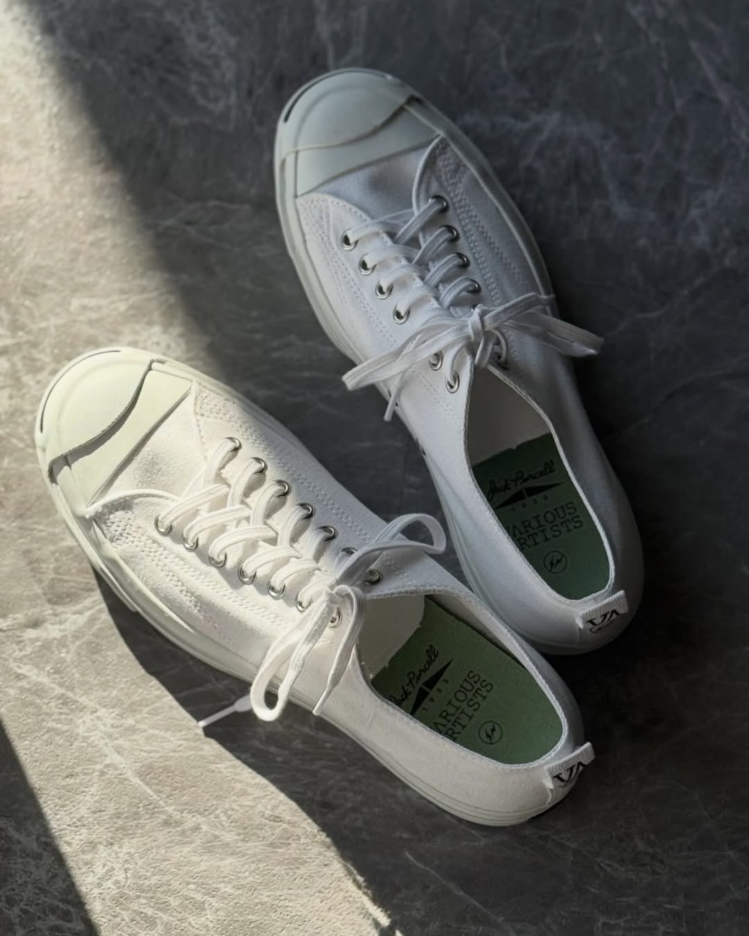 여백의 미 v.a 와 컨버스🕊️ 이미지7