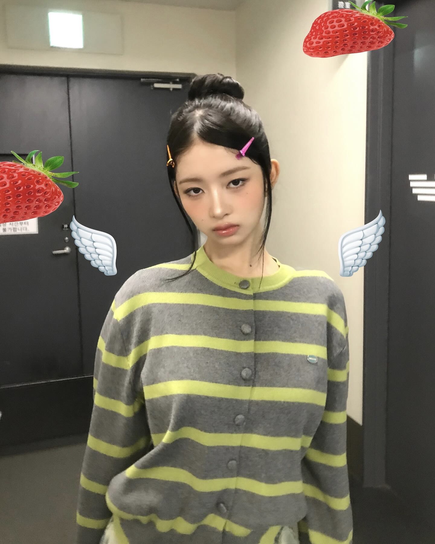 요즘 사진, 개성 표현 필수야📸
우리 @같이 귀여운 스티커 더해💞😉 레이 감성 따라잡자!! 이미지7