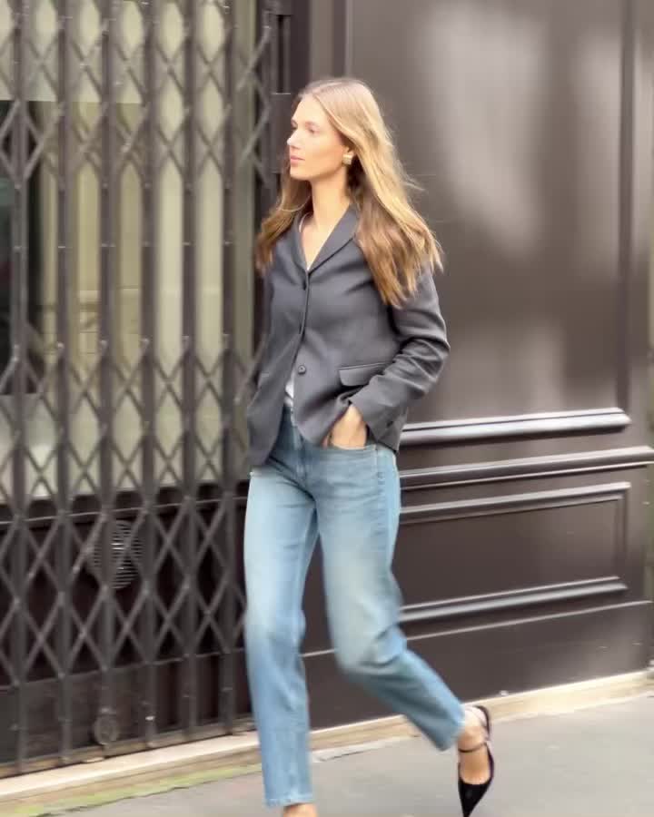 부해 보일 틈 없는 이 바지👖 와이드도 스키니도 애매할 땐, 시가렛 진으로 깔끔하게 정리😉🤍 이미지