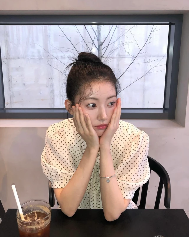 연관 토픽 이미지